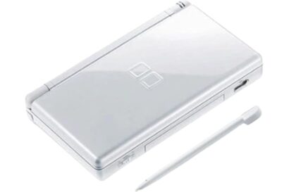 Nintendo DS Lite Polar White (Renewed) [video game]